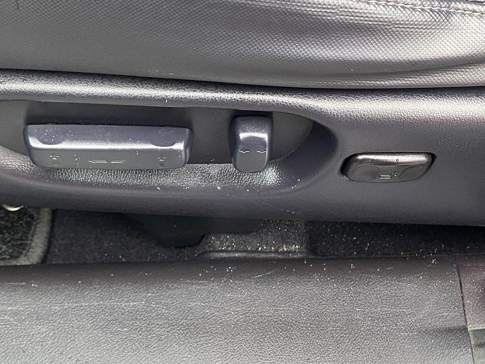 Honda CR-V 2.0i- VTEC Executive 4x4