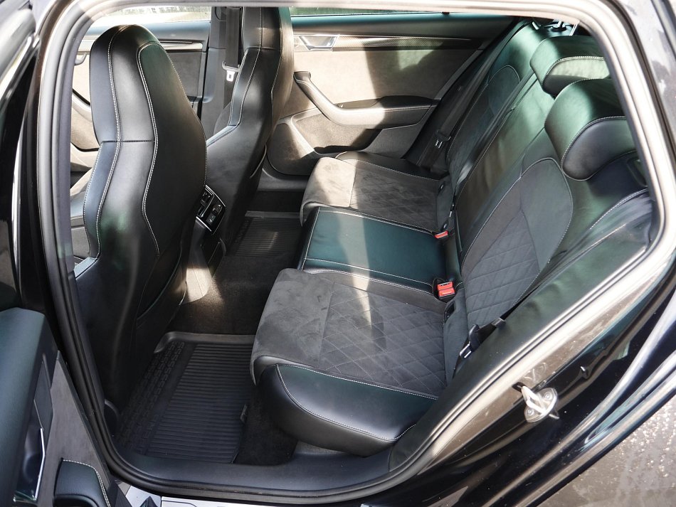 Škoda Superb III 2.0 TDI SportLine