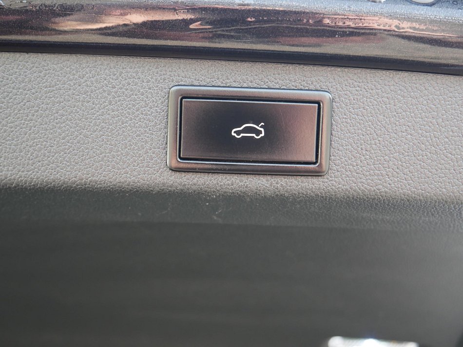 Škoda Superb III 2.0 TDI SportLine