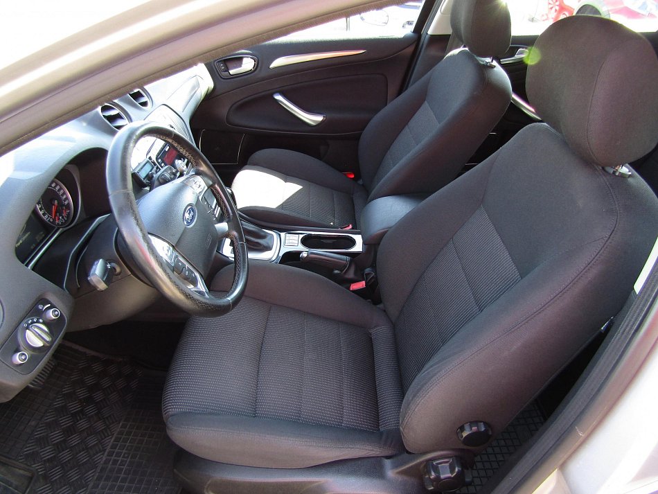 Ford Mondeo 2.0 EB Titanium