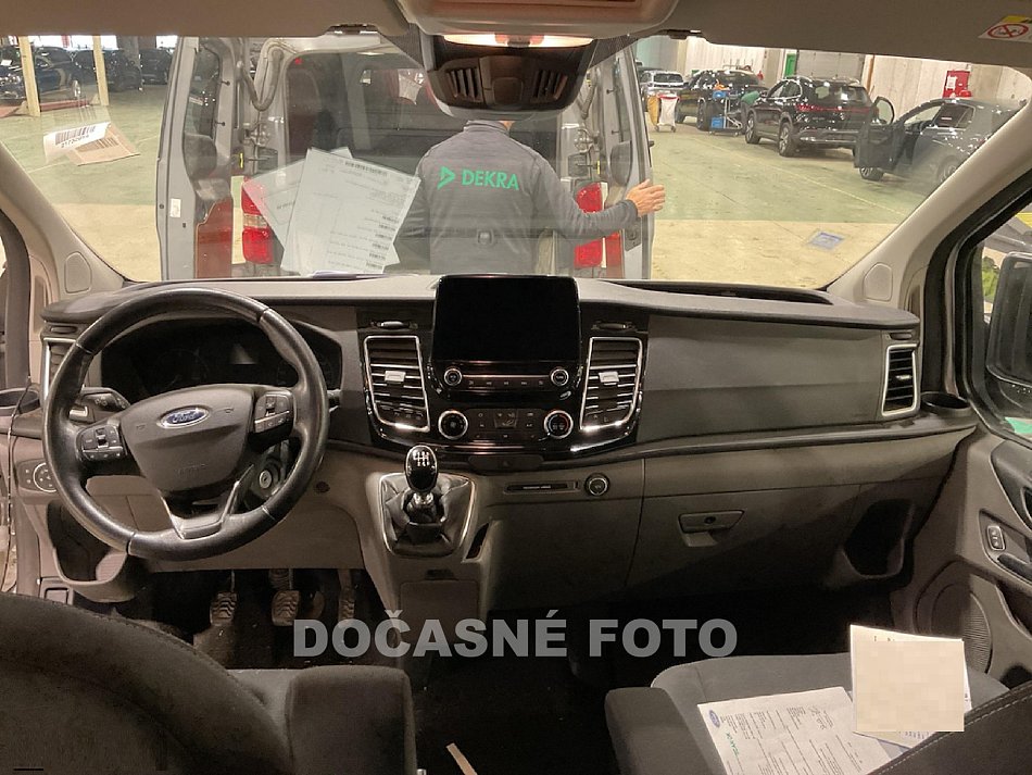 Ford Transit Custom 2.0TDCi Limited 5míst
