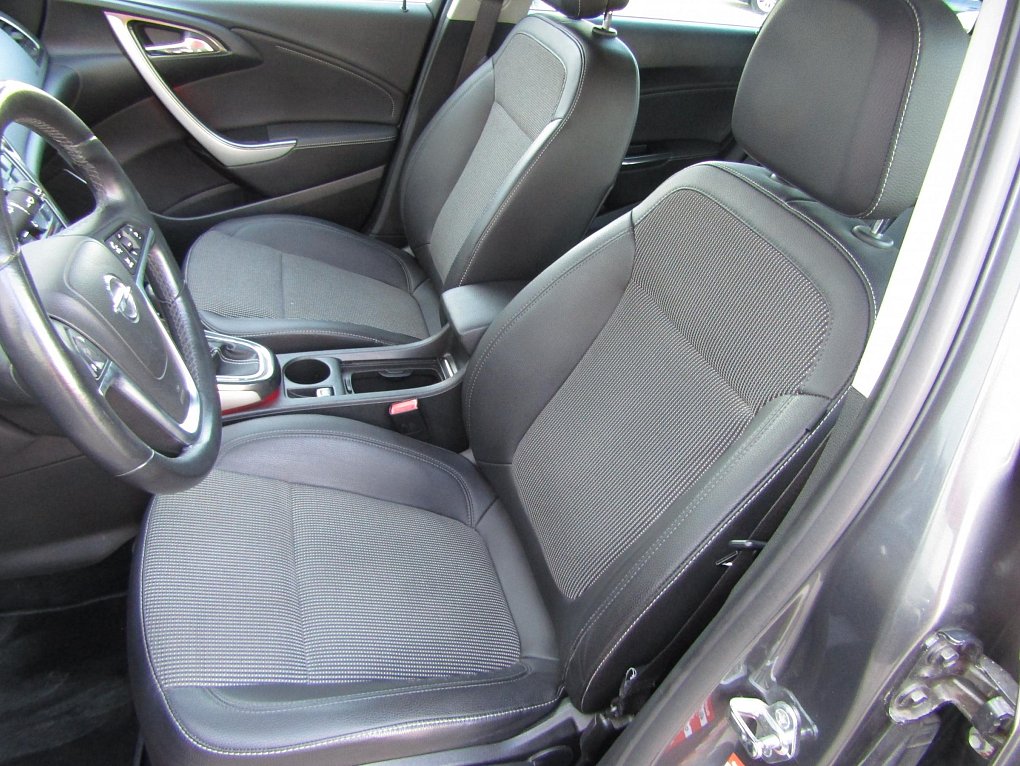 Opel Astra 1.6 T Cosmo