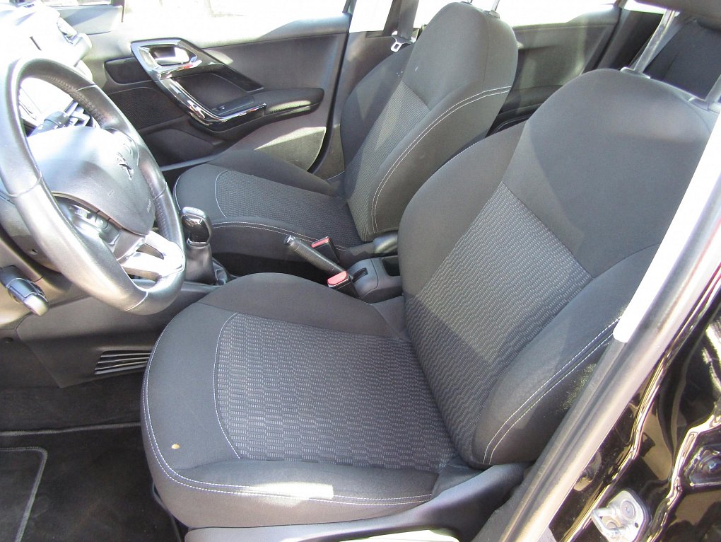 Peugeot 208 1.2 PT Active