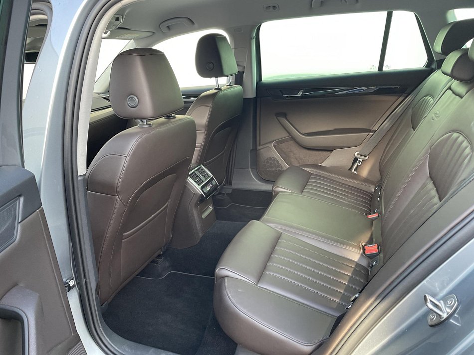 Škoda Superb III 2.0 TDi L&K