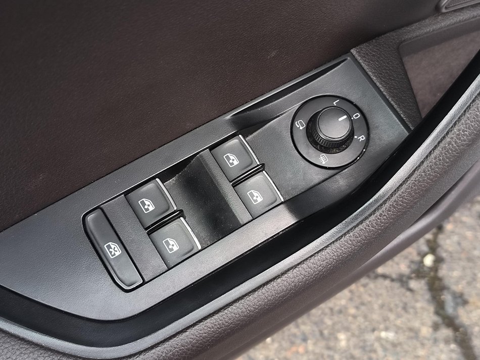 Škoda Superb III 2.0 TDi L&K