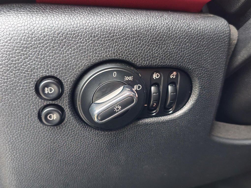 Mini Cooper 1.5i 