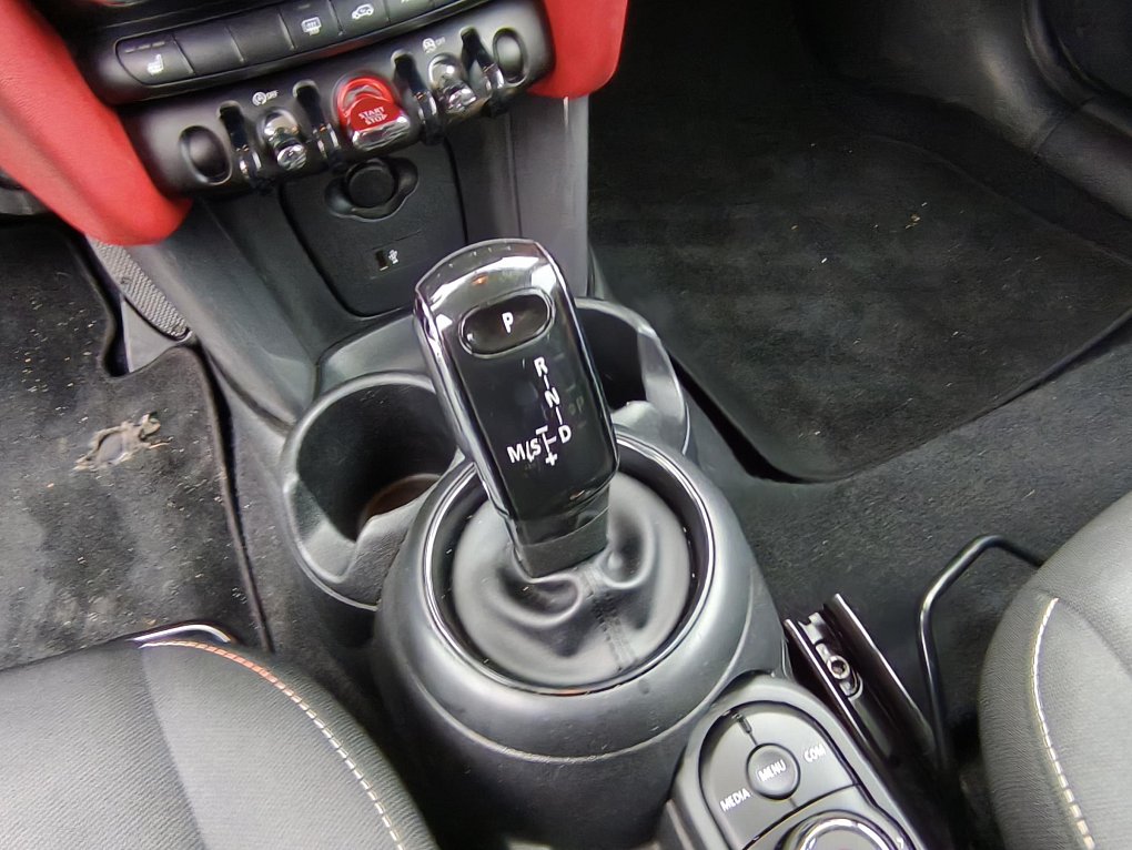 Mini Cooper 1.5i 