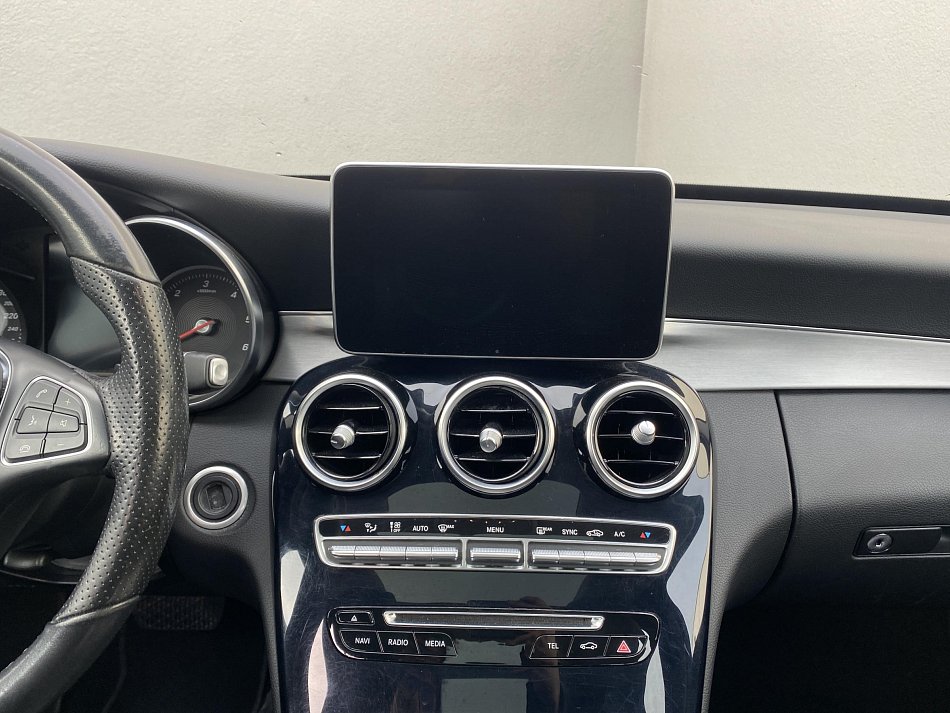 Mercedes-Benz Třída C 2.2CDi 