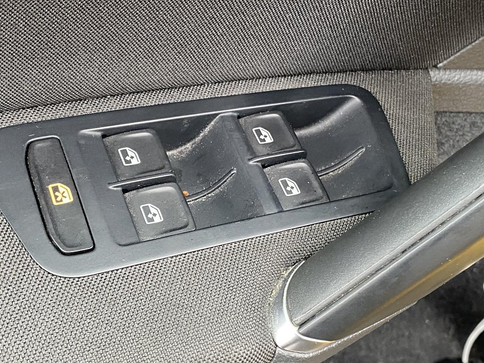 Volkswagen Golf 1.5 TSi Sound