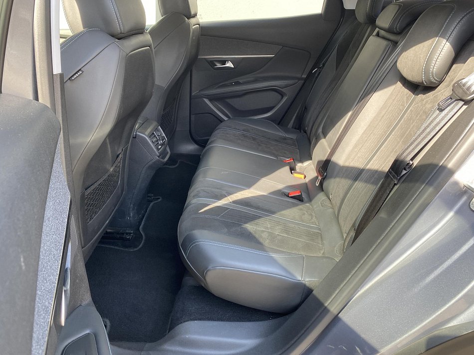 Peugeot 3008 1.2PT Crossway