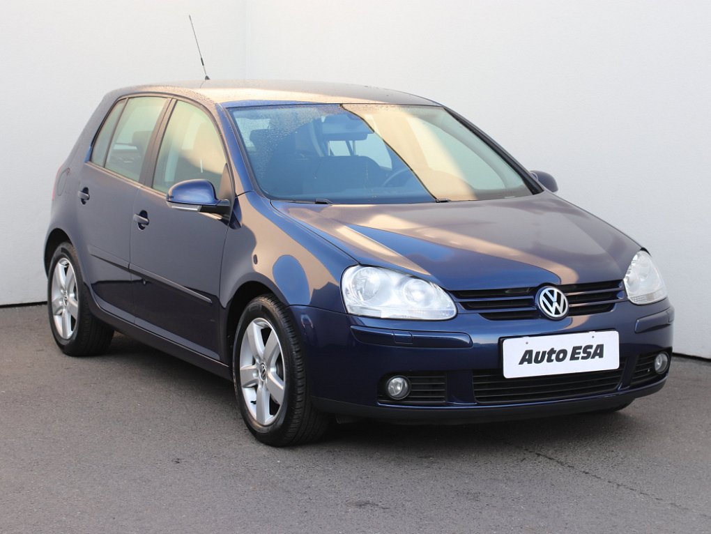 Volkswagen Golf 1.4 TSI 