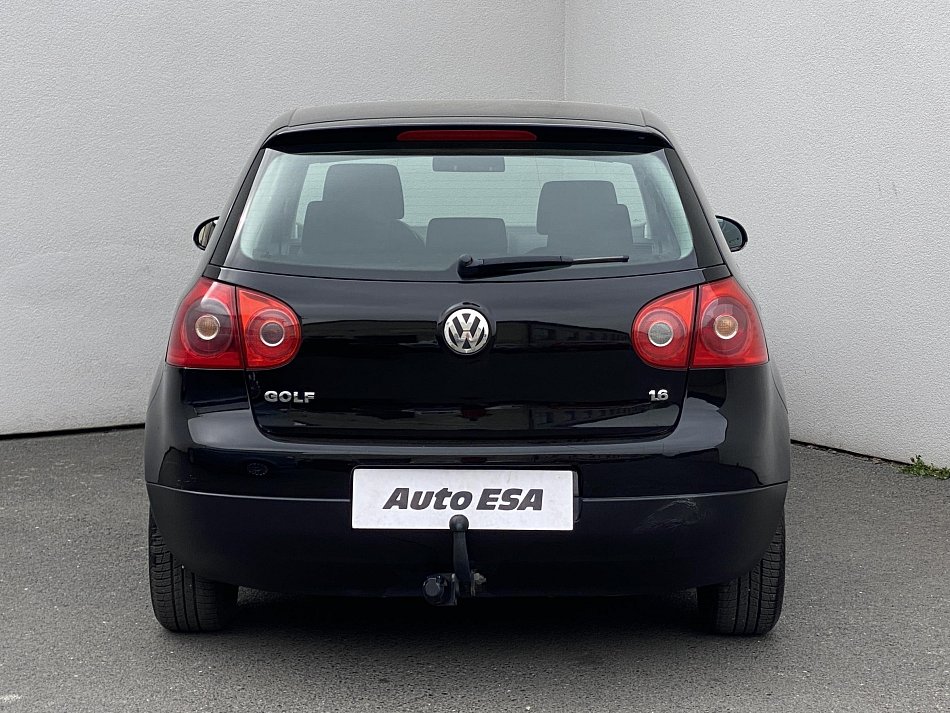 Volkswagen Golf 1.6i Trendline