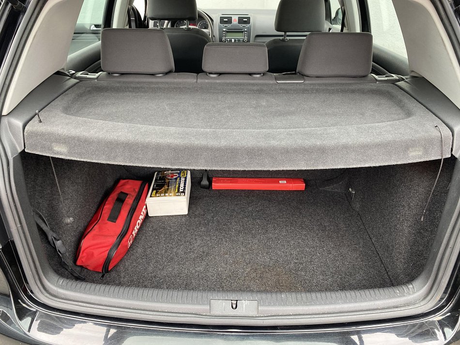 Volkswagen Golf 1.6i Trendline