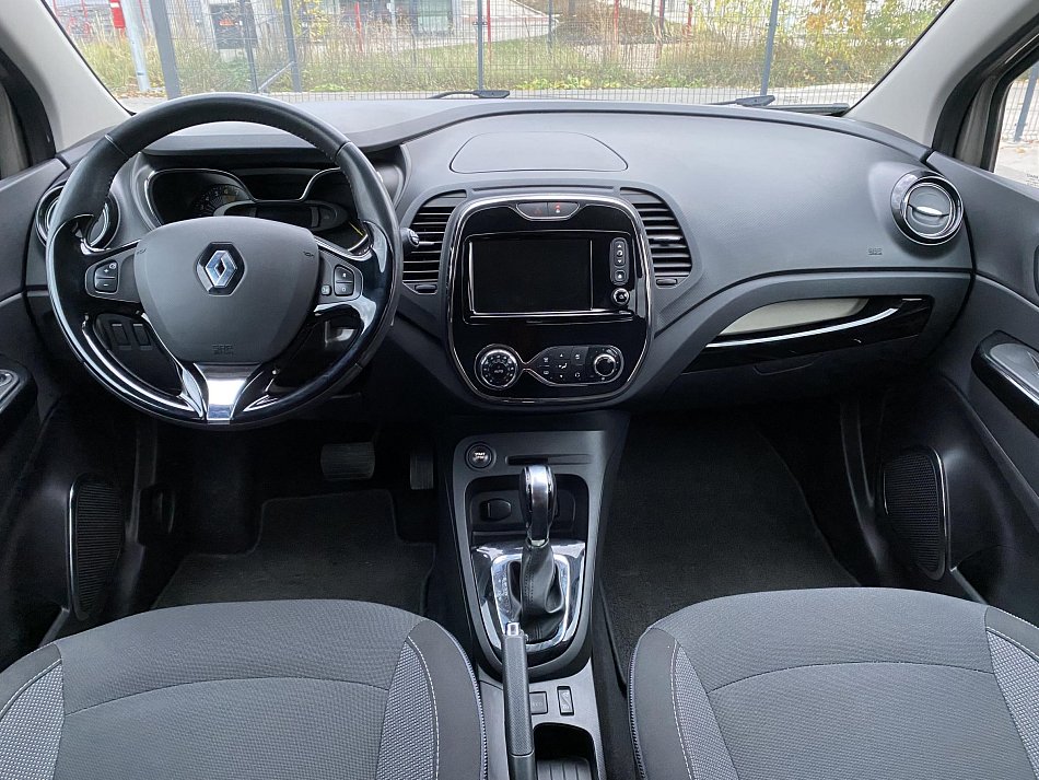 Renault Captur 1.2TCe Intense