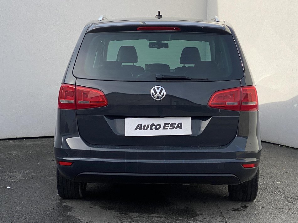 Volkswagen Sharan 2.0TDi 