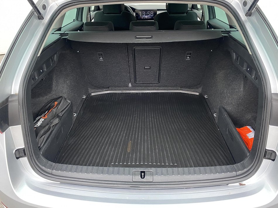 Škoda Octavia IV 1.5 TSi Style