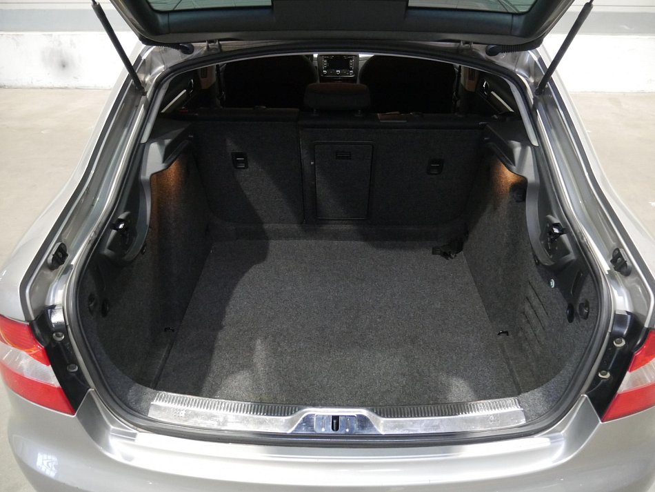 Škoda Superb II 2.0 TDi 