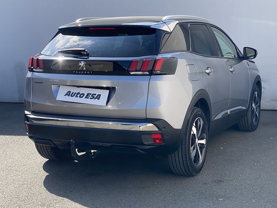 Peugeot 3008 1.2PT Crossway