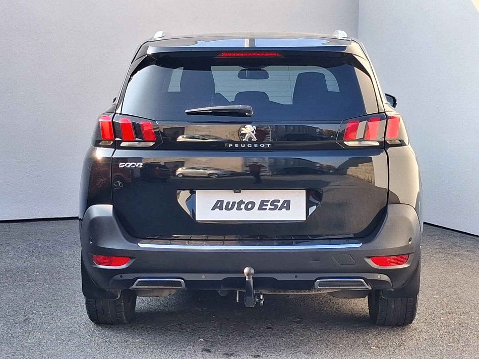 Peugeot 5008 1.2 PT Allure