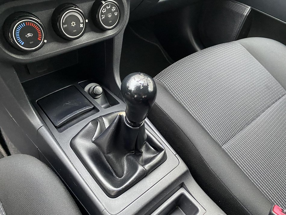 Mitsubishi Lancer 1.5i 