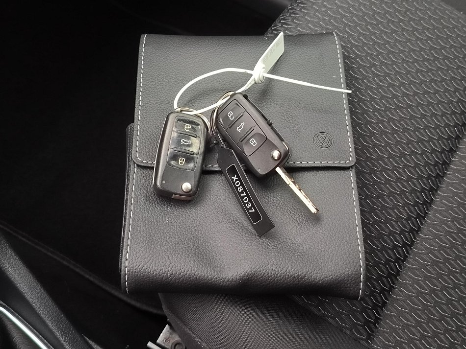 Volkswagen Caddy 1.4TGi Trendline MAXi