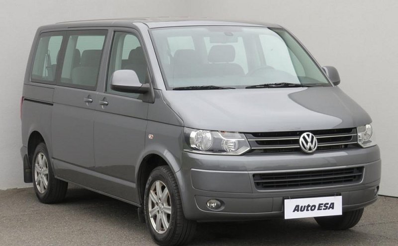 Volkswagen Caravelle 2.0TDi Comfortline 8míst