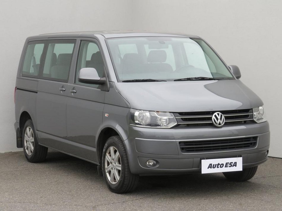 Volkswagen Caravelle 2.0TDi Comfortline 8míst