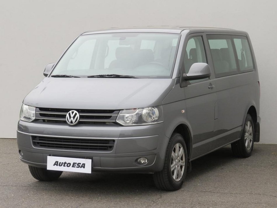 Volkswagen Caravelle 2.0TDi Comfortline 8míst
