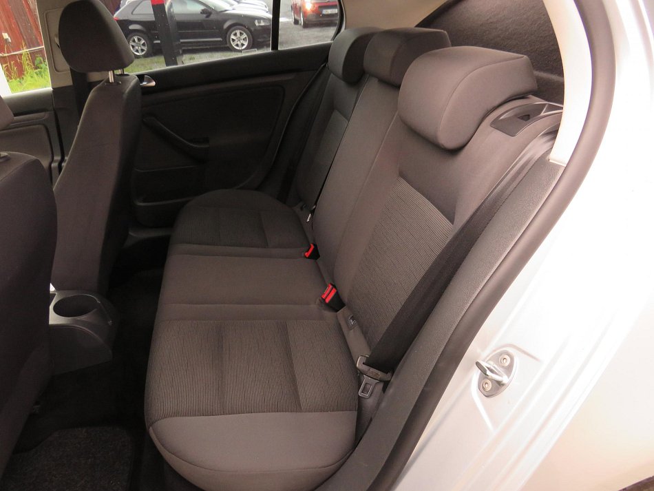 Volkswagen Golf 1.4i 