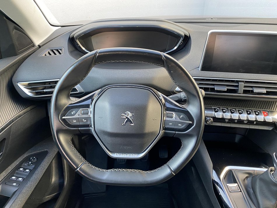 Peugeot 3008 1.2 PT Active