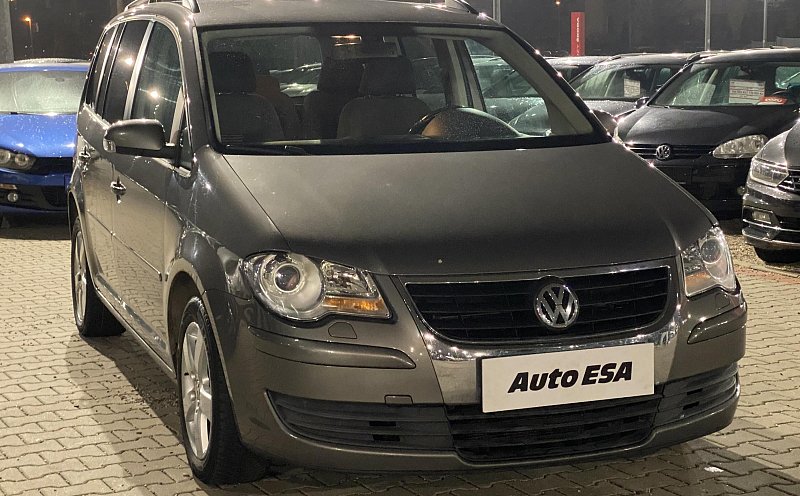 Volkswagen Touran 2.0 TDI 