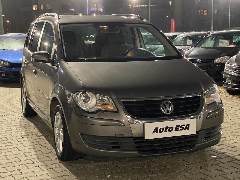Volkswagen Touran 2.0 TDI 