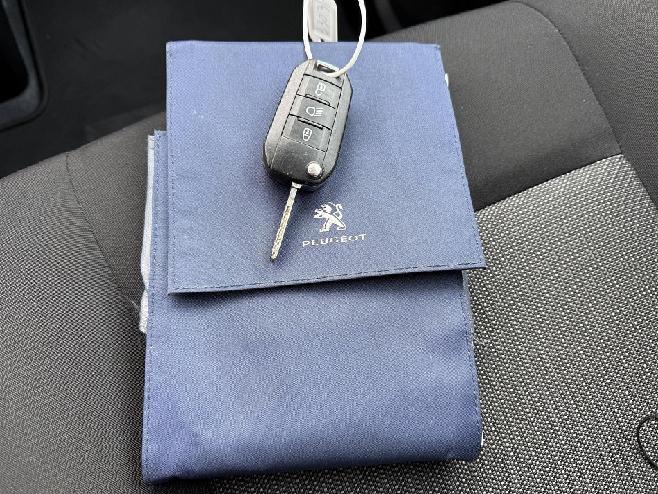 Peugeot Traveller 2.0HDi  L2