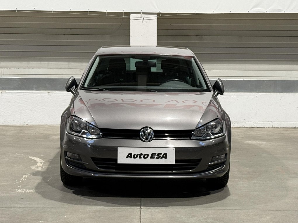 Volkswagen Golf 1.2 TSI 