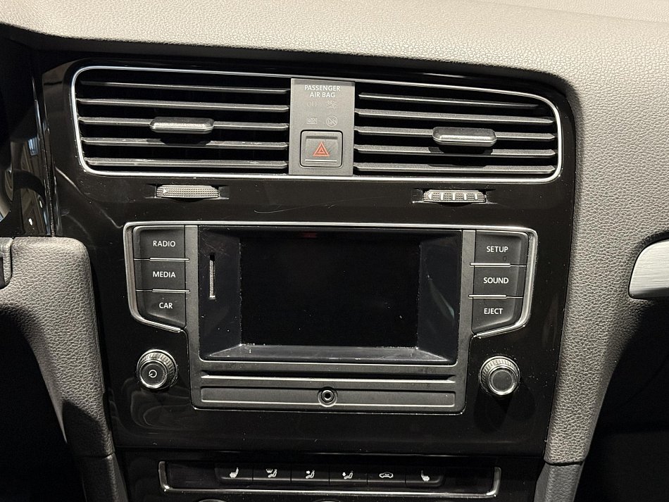 Volkswagen Golf 1.2 TSI 