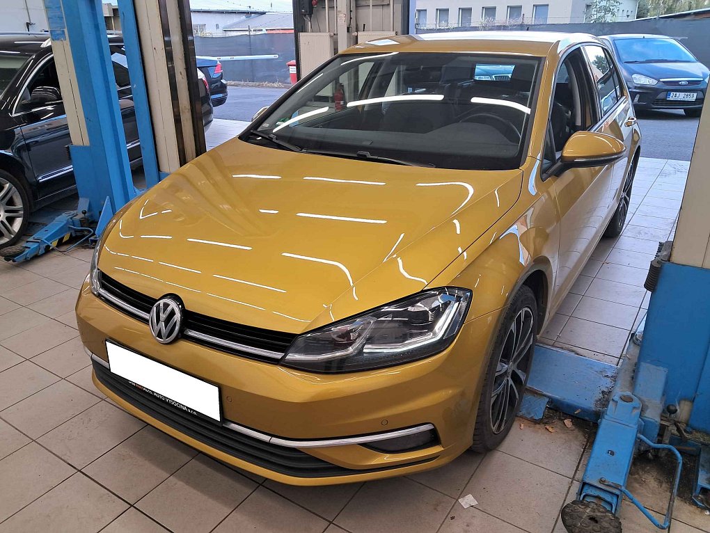 Volkswagen Golf 1.4TSI 