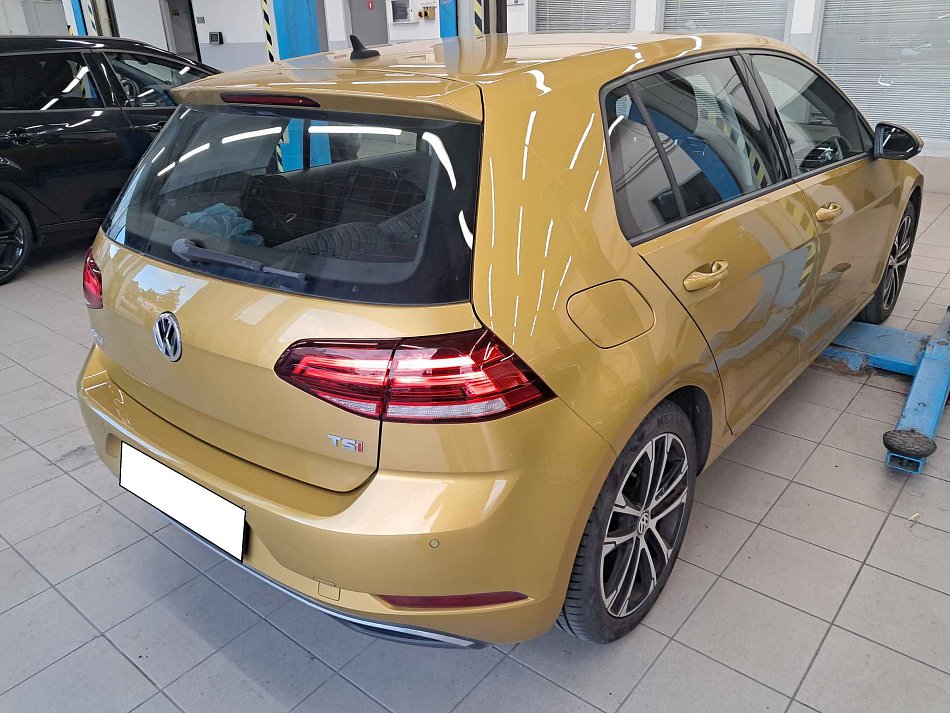 Volkswagen Golf 1.4TSI 