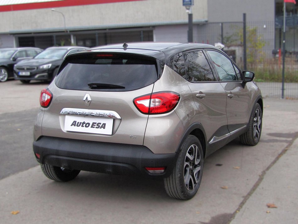 Renault Captur 1.2TCe Intense