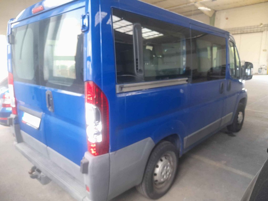 Peugeot Boxer 2.2HDi  6míst