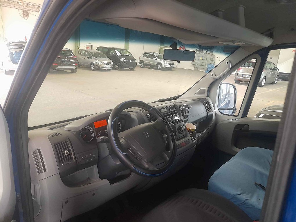 Peugeot Boxer 2.2HDi  6míst