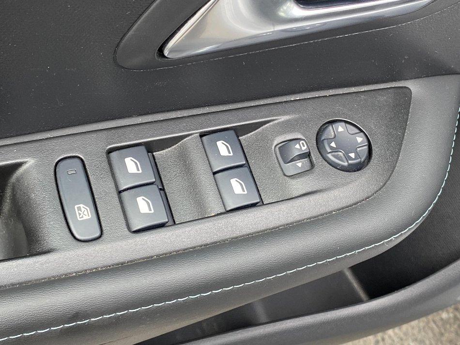 Peugeot 208 1.2 PT Allure