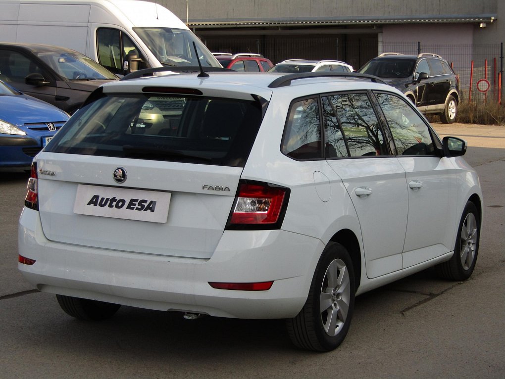 Škoda Fabia III 1.0 TSi Ambition