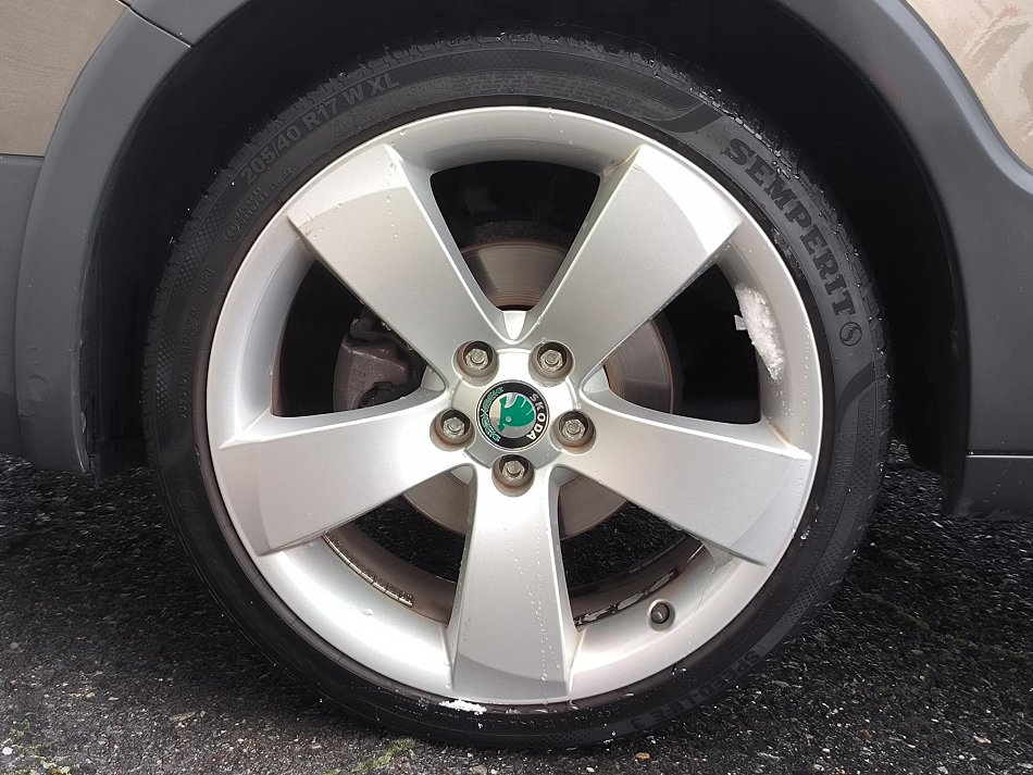 Škoda Roomster 1.2 TSi Scout