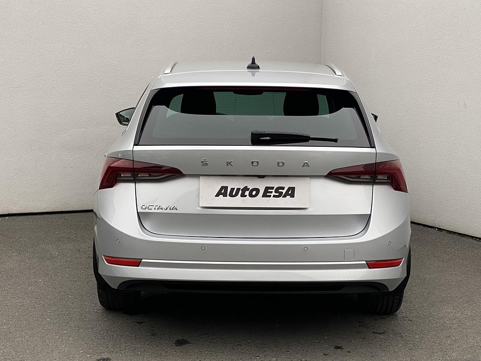 Škoda Octavia IV 1.5 TSi Style