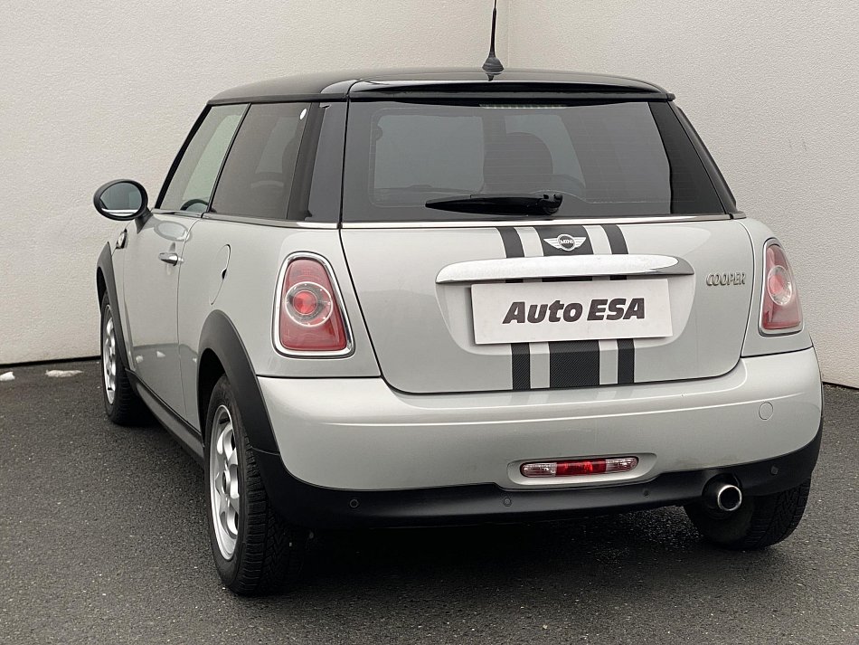 Mini Cooper 1.6 i 