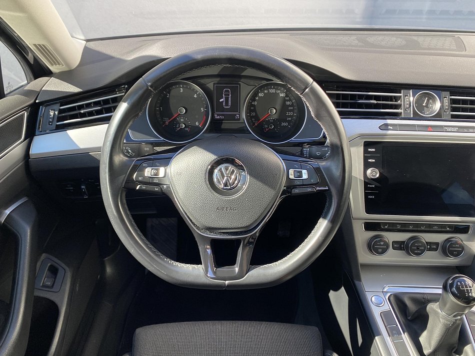 Volkswagen Passat 1.6 TDi Comfortline