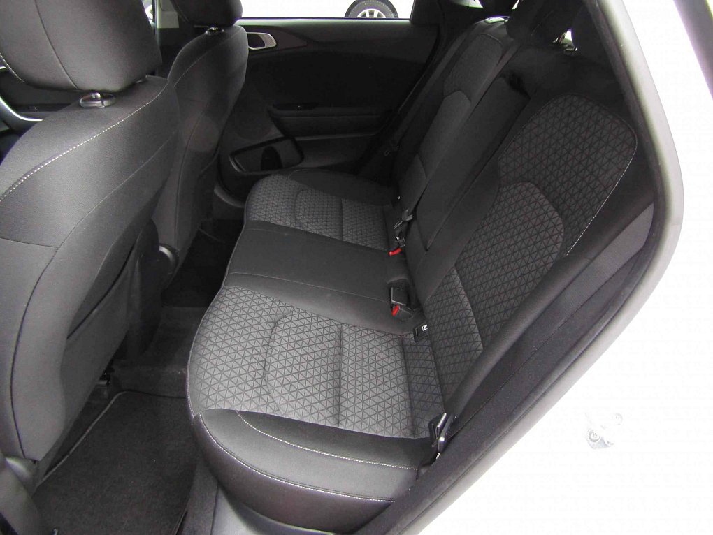 Kia Ceed 1.4 T-GDi 