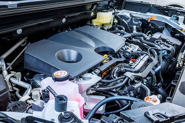 Motor ojetého vozu s automatickou převodovkou